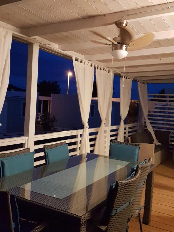 Mobile Home Pearl Of Murter Єзера Екстер'єр фото